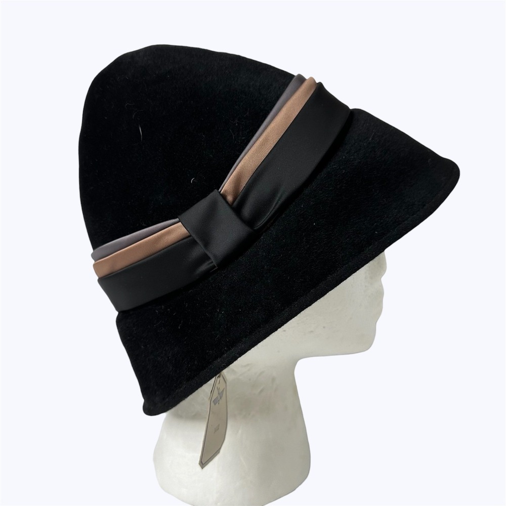 Vintage Parks-Belk Black Genuine Velour Fur‎ Cloche Hat Union Made Size 22 Bow
